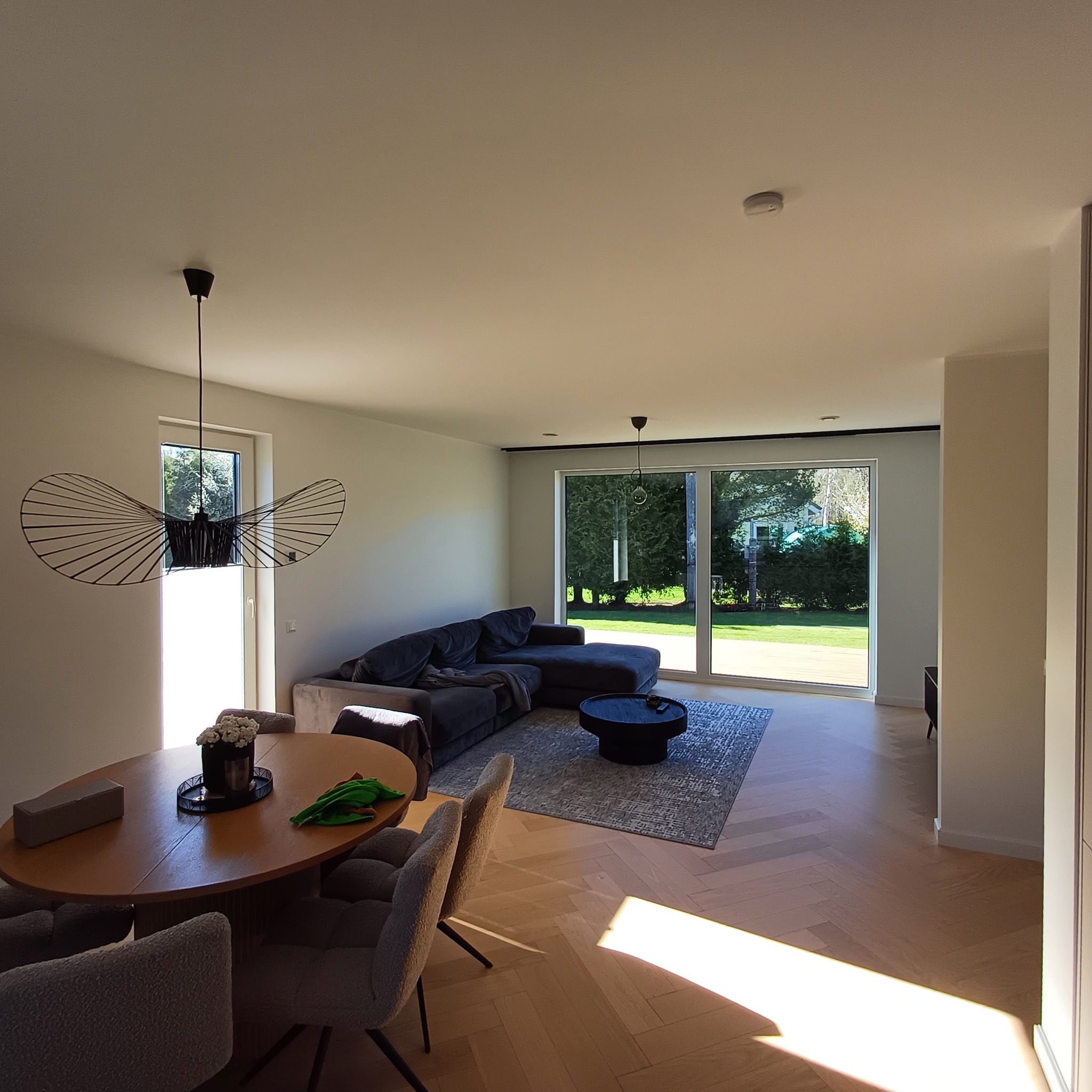 Eramaja elutoa viimistlus